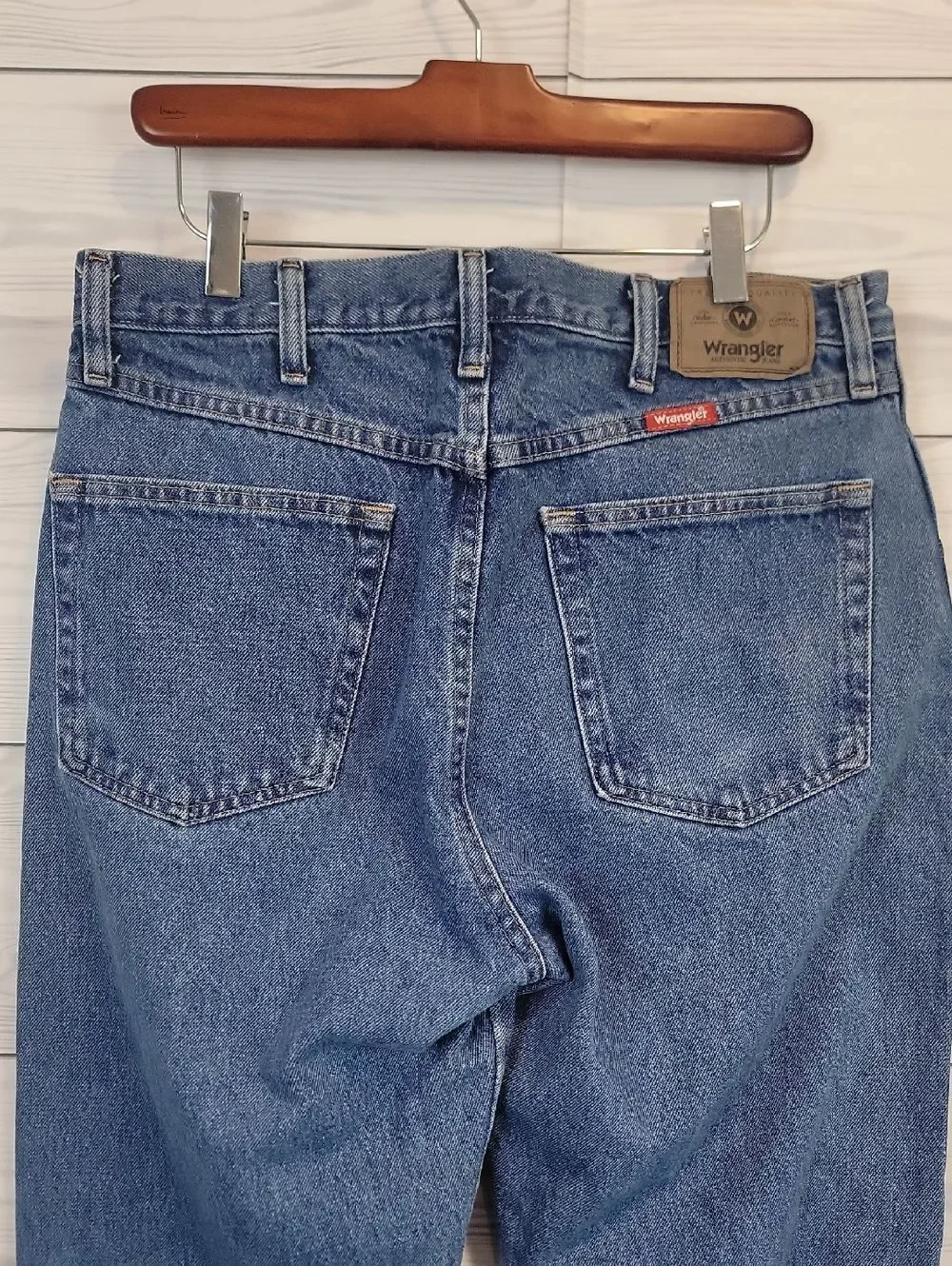 Wrangler Blue Denim Jeans Straight Leg Cotton Mens Size 34 X 36